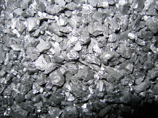 O carvão preto da fábrica de aço, índice de carbono de 95% calcinou o casco do petróleo