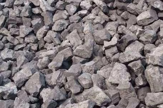 mineral do casco da fundição de 90-150mm para a fábrica de aço baixo Ash Low Sulpher