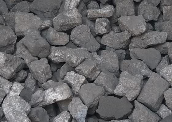 Matéria prima do casco da fundição do calor 30600 Kj/Kg para umidade de ferro de moldação a baixa